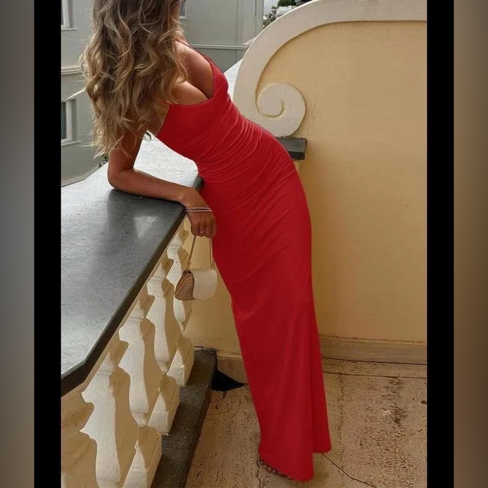 Backless Red Evening Maxi Dress - Elegant Women’s Gown